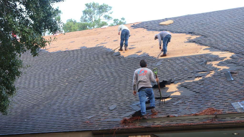 Roof Repair Vs. Roof Replacement